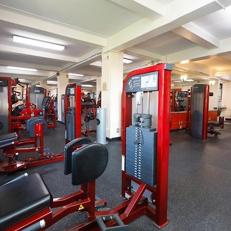 Flushing Ymca Vandrarhem New York Exteriör bild